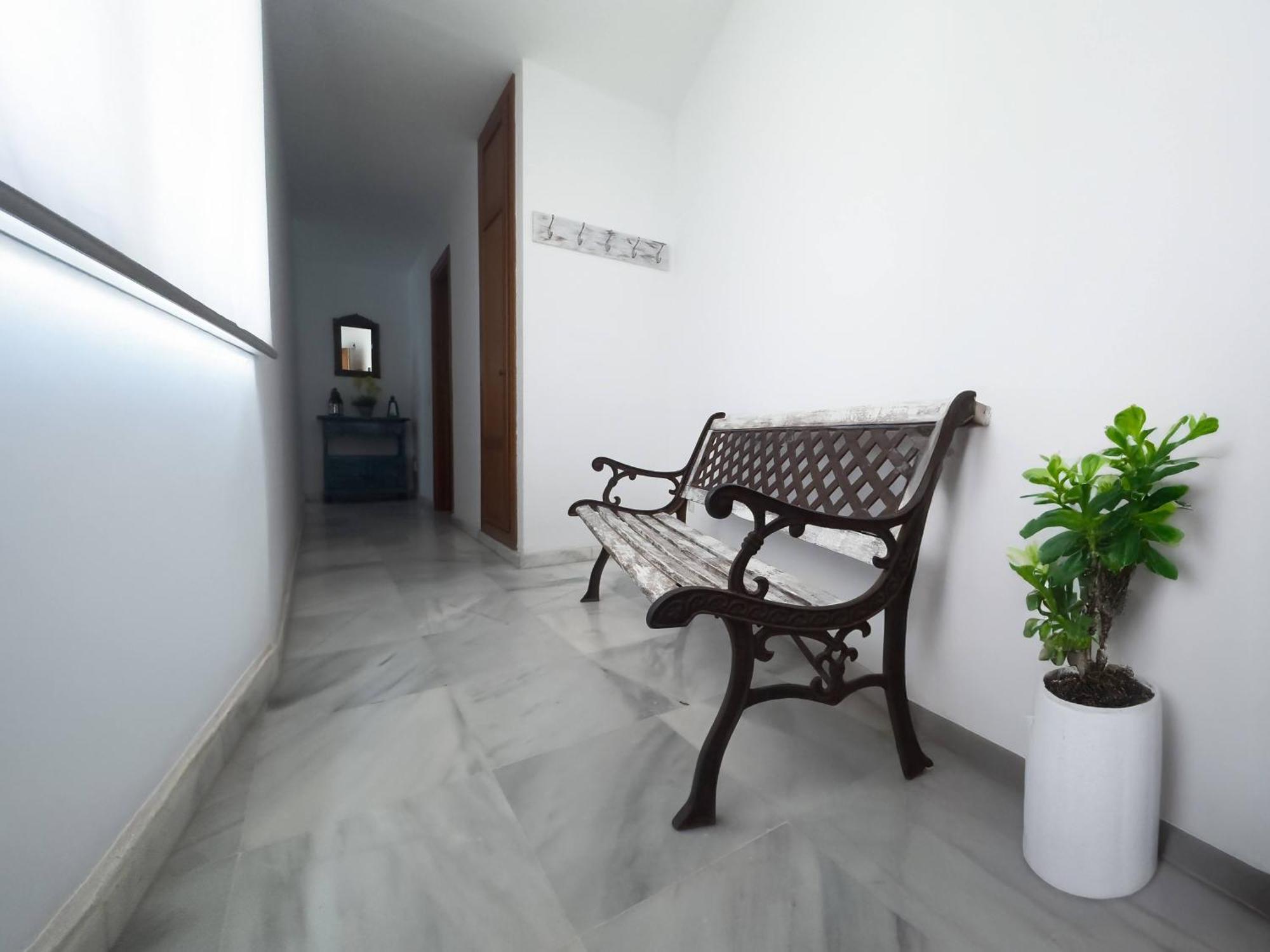 Apartamento en Primera Línea de Playa. Seis plazas. Estepona Exterior foto